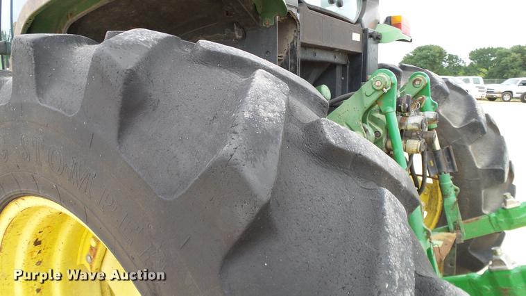 image for item DA6247 1995 John Deere 6400 tractor