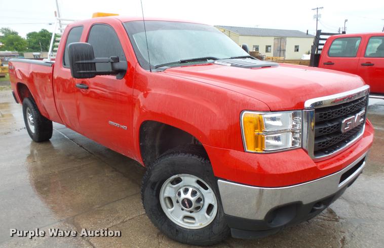 image for item DA6352 2012 GMC Sierra 2500HD Ext. Cab pickup truck