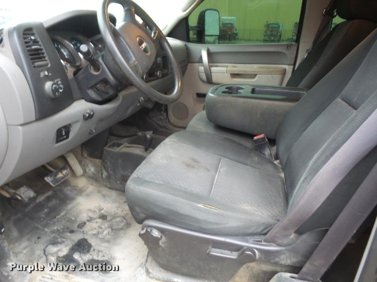 image for item DA6352 2012 GMC Sierra 2500HD Ext. Cab pickup truck