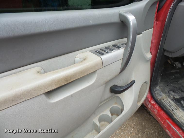 image for item DA6352 2012 GMC Sierra 2500HD Ext. Cab pickup truck