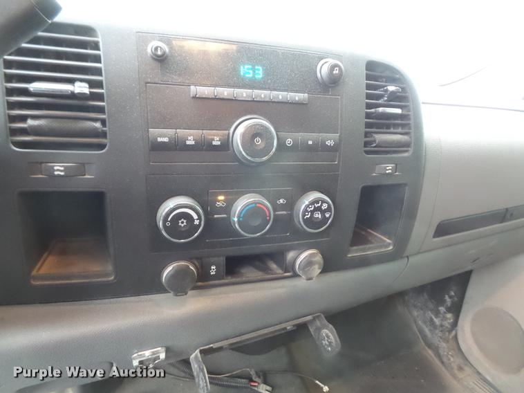 image for item DA6352 2012 GMC Sierra 2500HD Ext. Cab pickup truck