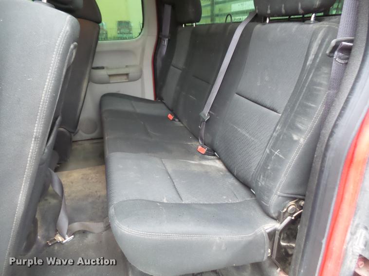 image for item DA6352 2012 GMC Sierra 2500HD Ext. Cab pickup truck