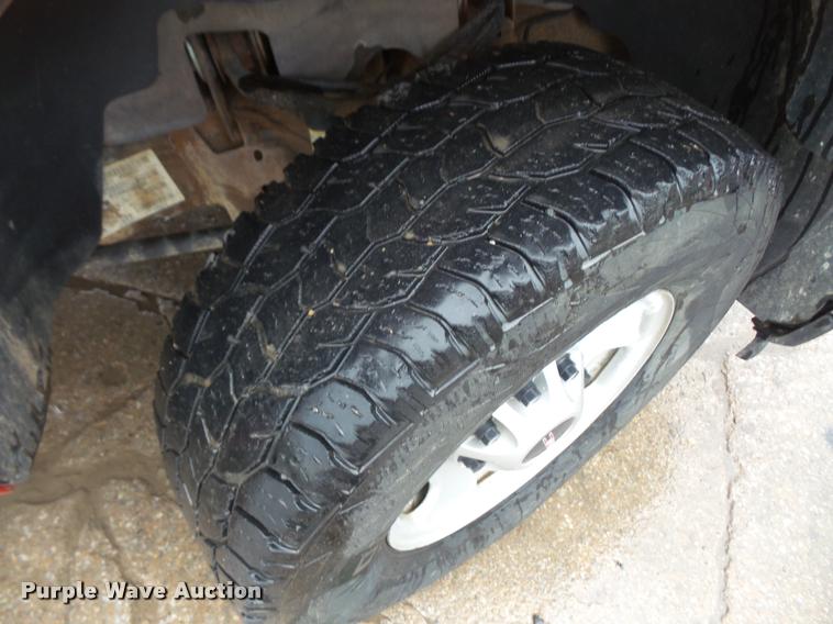 image for item DA6352 2012 GMC Sierra 2500HD Ext. Cab pickup truck