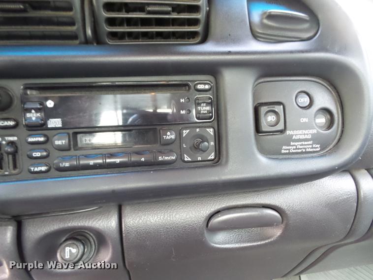 image for item DA6367 1998 Dodge Ram 1500 Quad Cab pickup truck