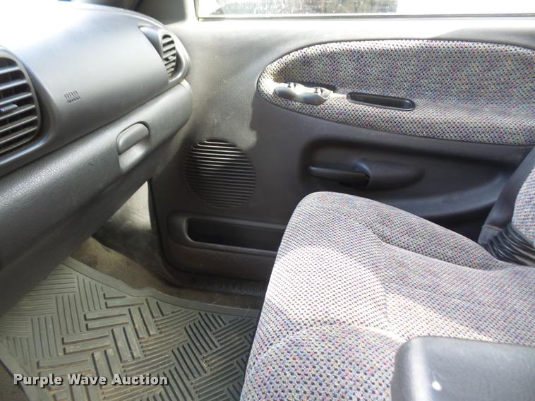 image for item DA6367 1998 Dodge Ram 1500 Quad Cab pickup truck