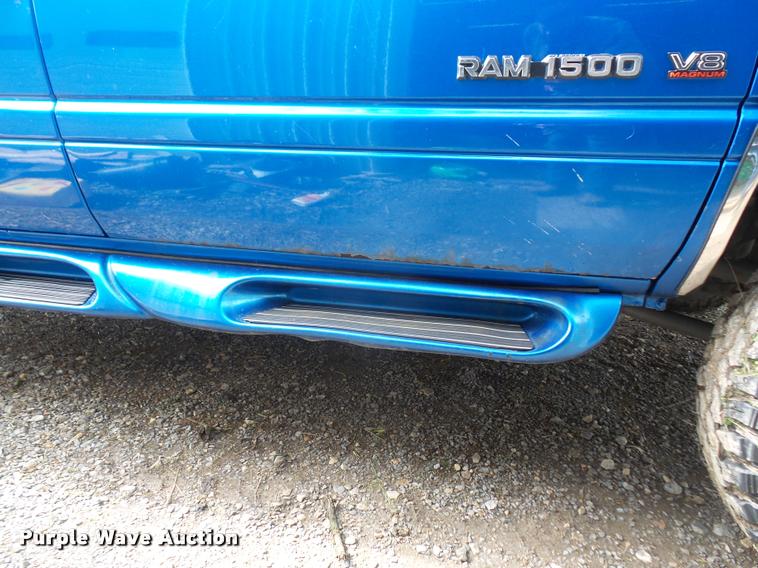 image for item DA6367 1998 Dodge Ram 1500 Quad Cab pickup truck