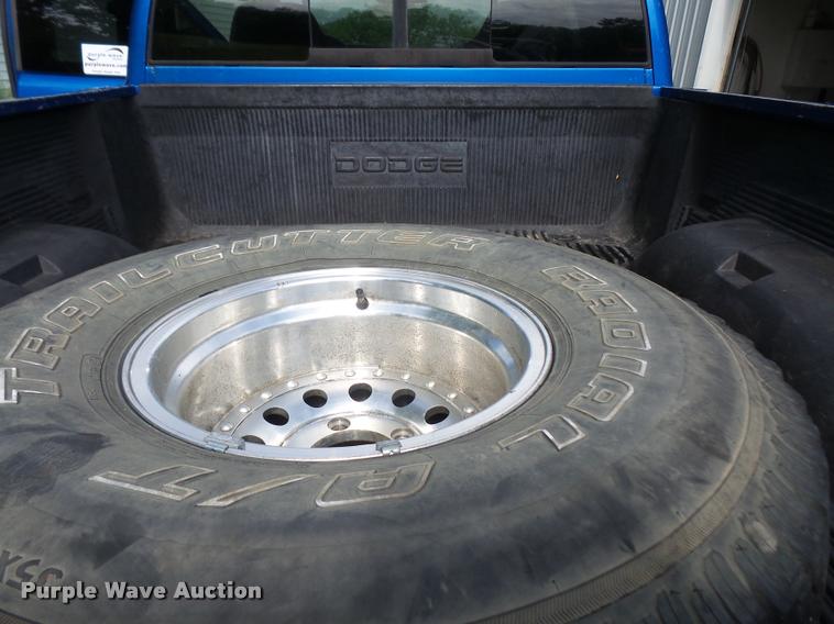 image for item DA6367 1998 Dodge Ram 1500 Quad Cab pickup truck