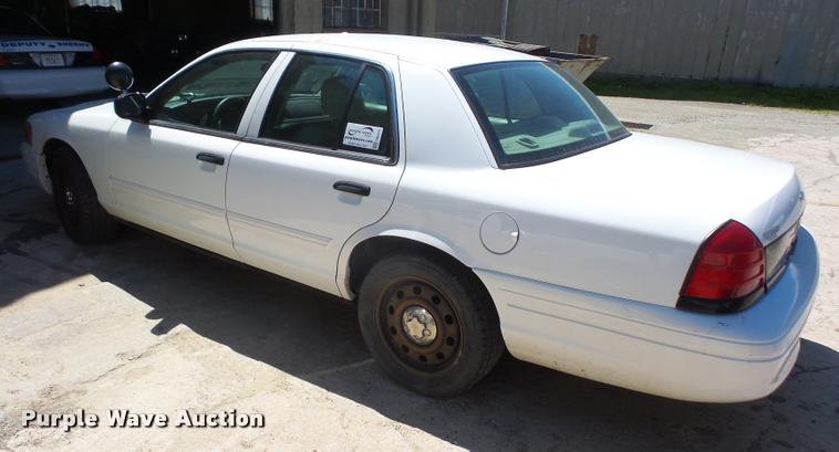image for item DA6375 2010 Ford Crown Victoria Police Interceptor
