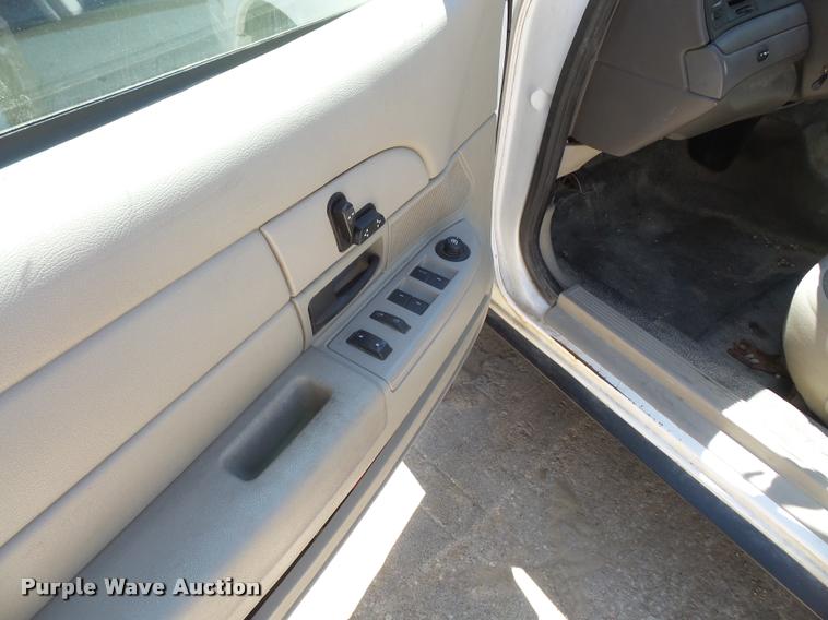 image for item DA6375 2010 Ford Crown Victoria Police Interceptor