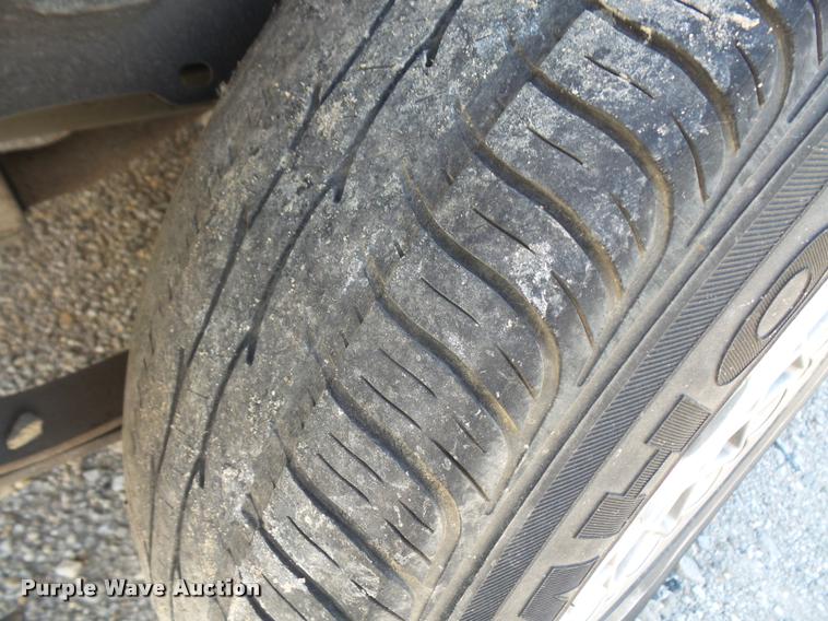 image for item DA6377 1997 Chrysler Town & Country van