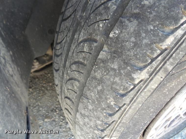 image for item DA6377 1997 Chrysler Town & Country van