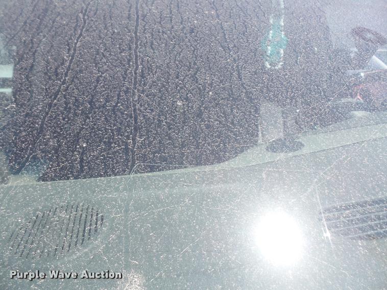 image for item DA6377 1997 Chrysler Town & Country van