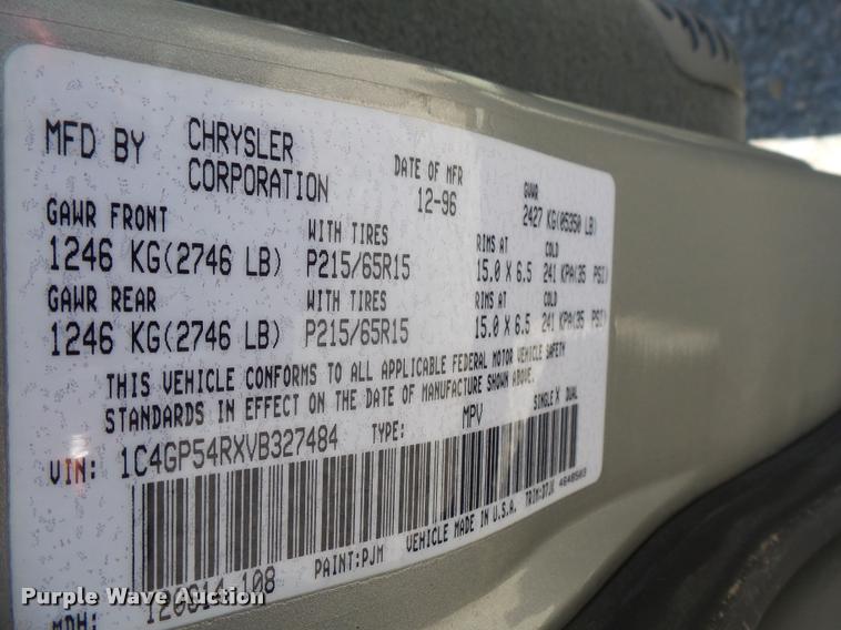 image for item DA6377 1997 Chrysler Town & Country van