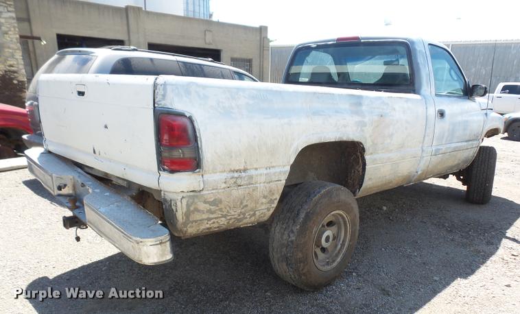 image for item DA6378 1996 Dodge Ram 1500 pickup truck