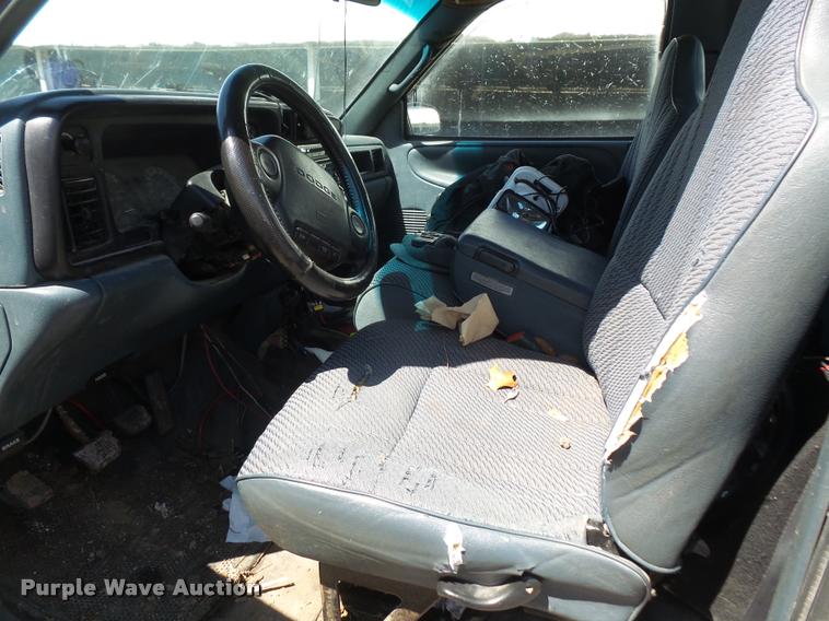 image for item DA6378 1996 Dodge Ram 1500 pickup truck