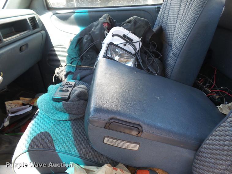 image for item DA6378 1996 Dodge Ram 1500 pickup truck