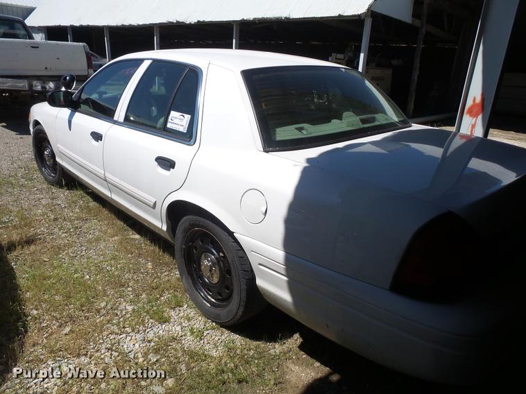 image for item DA6379 2011 Ford Crown Victoria Police Interceptor