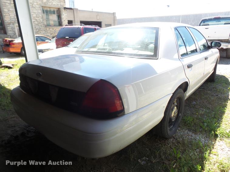 image for item DA6379 2011 Ford Crown Victoria Police Interceptor