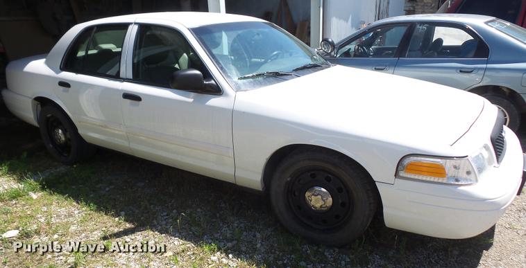 image for item DA6379 2011 Ford Crown Victoria Police Interceptor