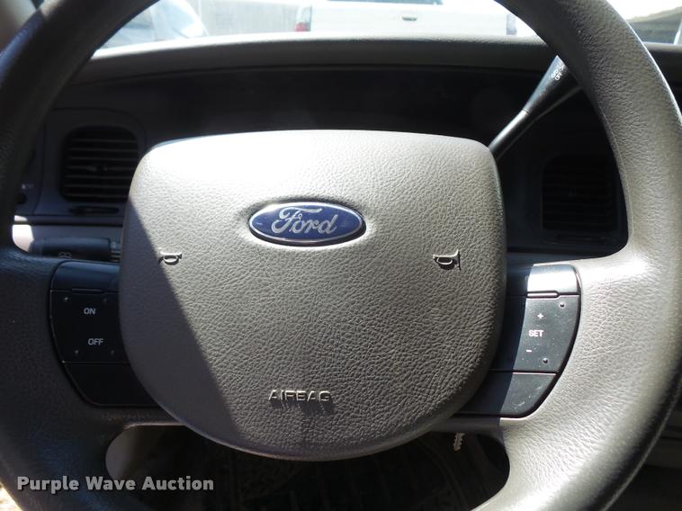 image for item DA6379 2011 Ford Crown Victoria Police Interceptor