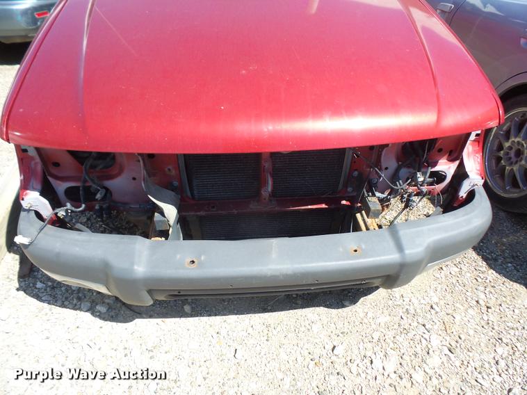 image for item DA6380 2000 Ford Explorer SUV