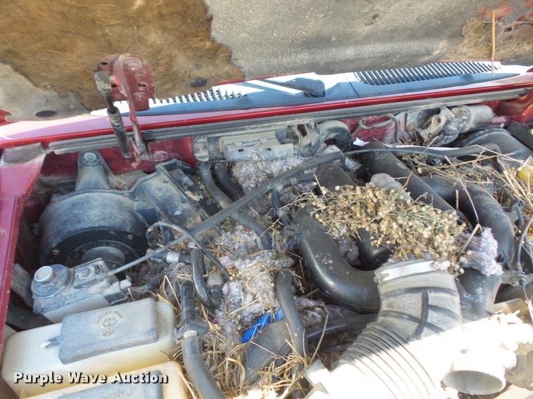 image for item DA6380 2000 Ford Explorer SUV