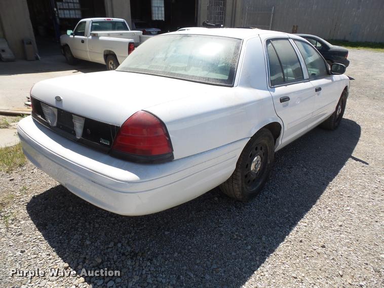 image for item DA6383 2011 Ford Crown Victoria Police Interceptor