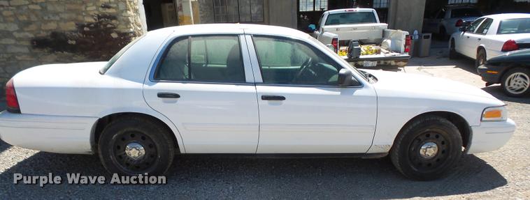 image for item DA6383 2011 Ford Crown Victoria Police Interceptor