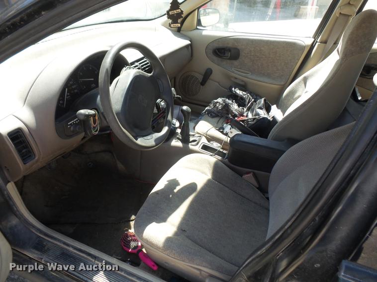 image for item DA6384 1997 Saturn SL SL1