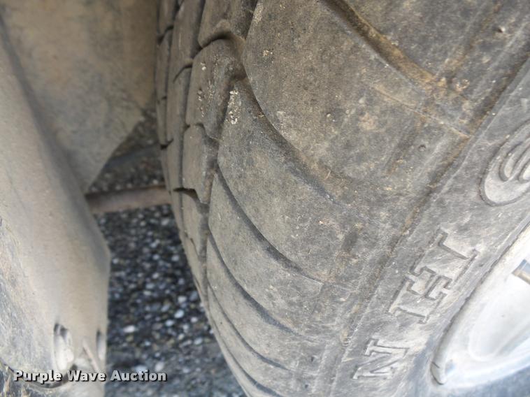 image for item DA6384 1997 Saturn SL SL1