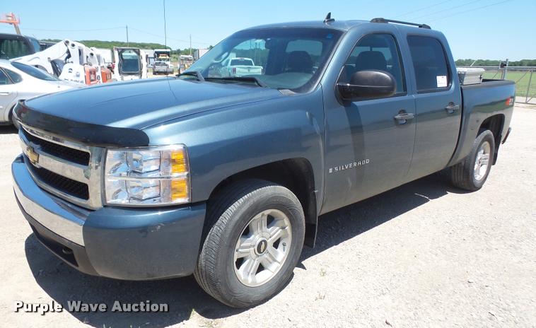 image for item DA6385 2008 Chevrolet Silverado 1500 Crew Cab pickup truck