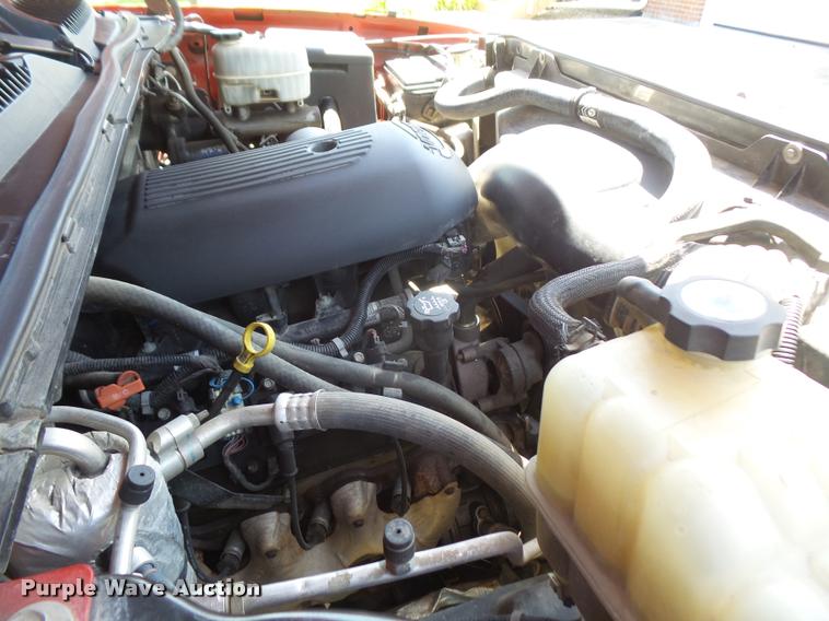 image for item DA6407 2003 Chevrolet Silverado 2500HD Crew Cab pickup truck