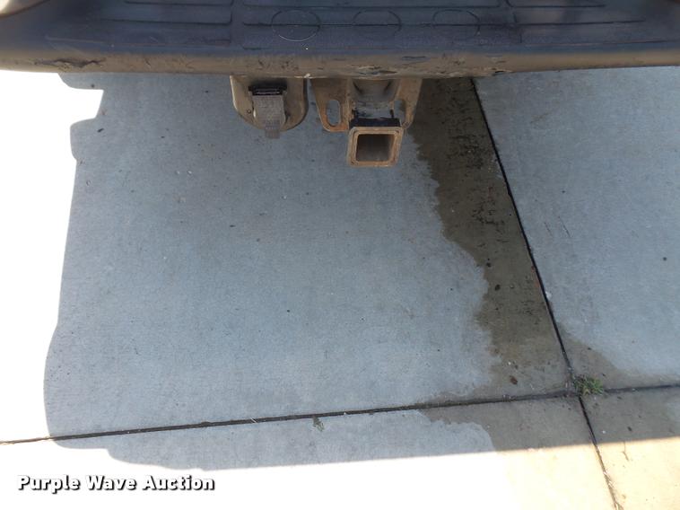 image for item DA6407 2003 Chevrolet Silverado 2500HD Crew Cab pickup truck