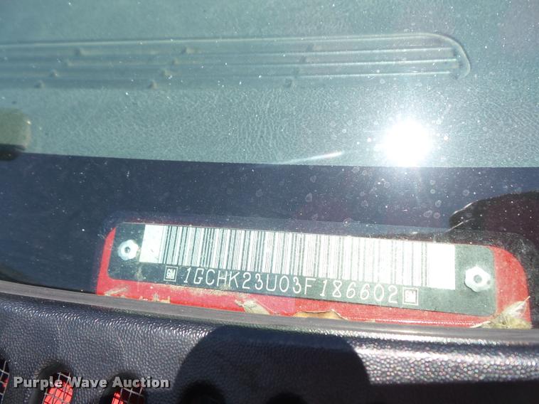 image for item DA6407 2003 Chevrolet Silverado 2500HD Crew Cab pickup truck