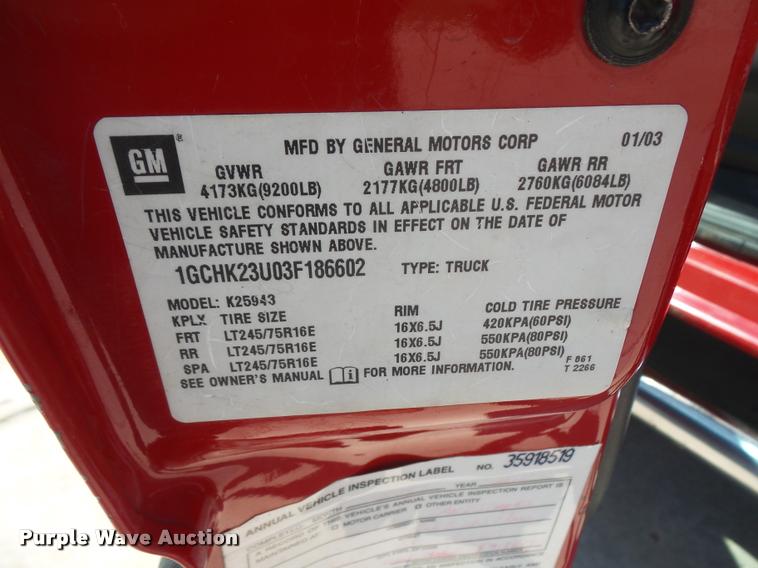 image for item DA6407 2003 Chevrolet Silverado 2500HD Crew Cab pickup truck