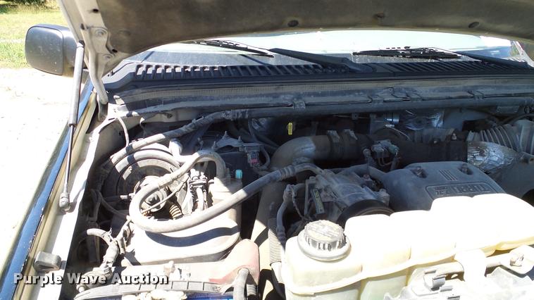 image for item DA6750 2000 Ford F350 Super Duty SuperCab utility bed pickup truck