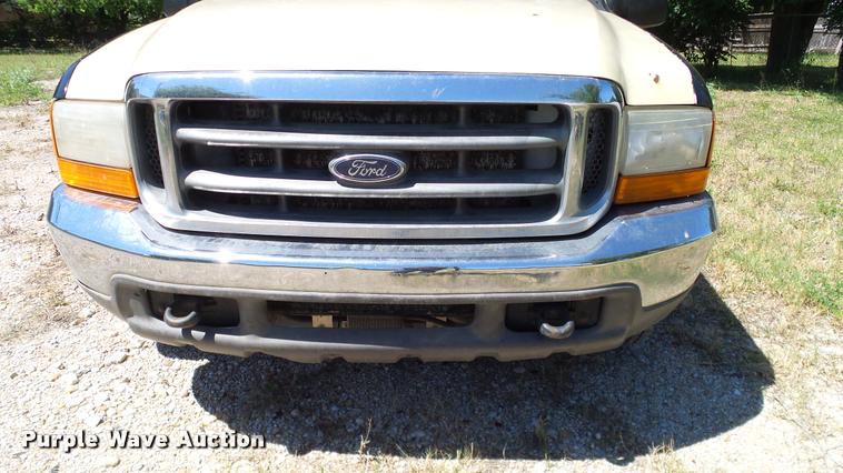 image for item DA6750 2000 Ford F350 Super Duty SuperCab utility bed pickup truck