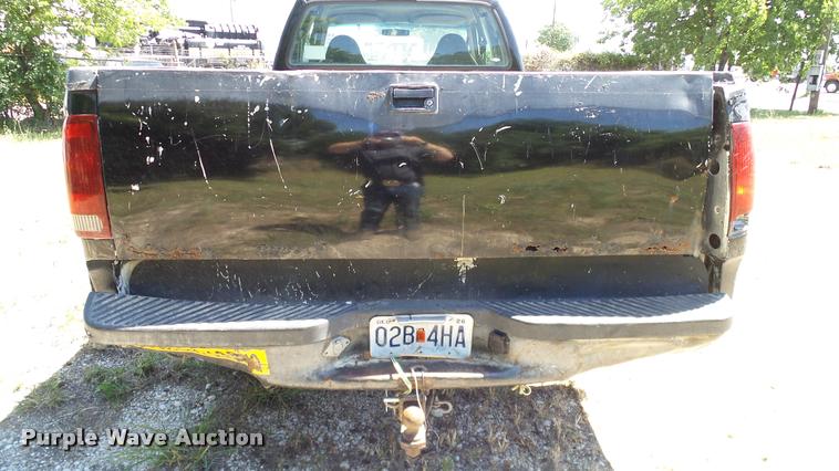 image for item DA6750 2000 Ford F350 Super Duty SuperCab utility bed pickup truck