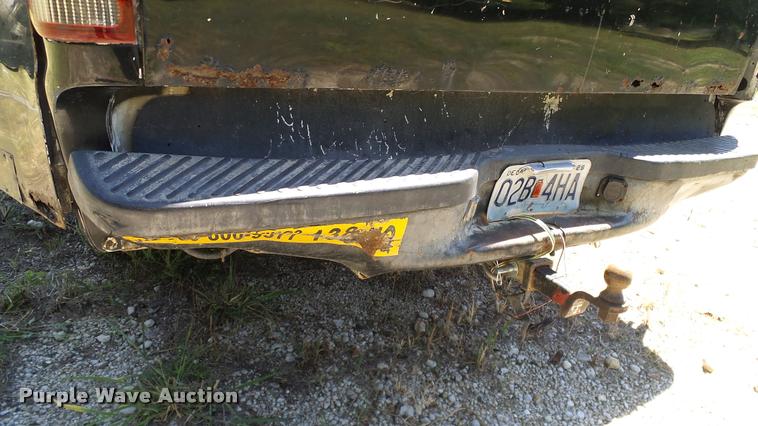 image for item DA6750 2000 Ford F350 Super Duty SuperCab utility bed pickup truck