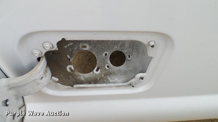 image for item DA6752 2016 Ford F250 pickup truck bed