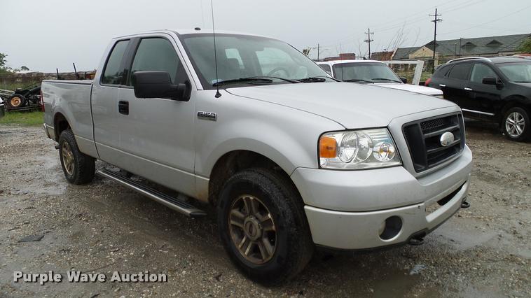 image for item DA6758 2008 Ford F150 SuperCab pickup truck