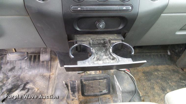 image for item DA6758 2008 Ford F150 SuperCab pickup truck