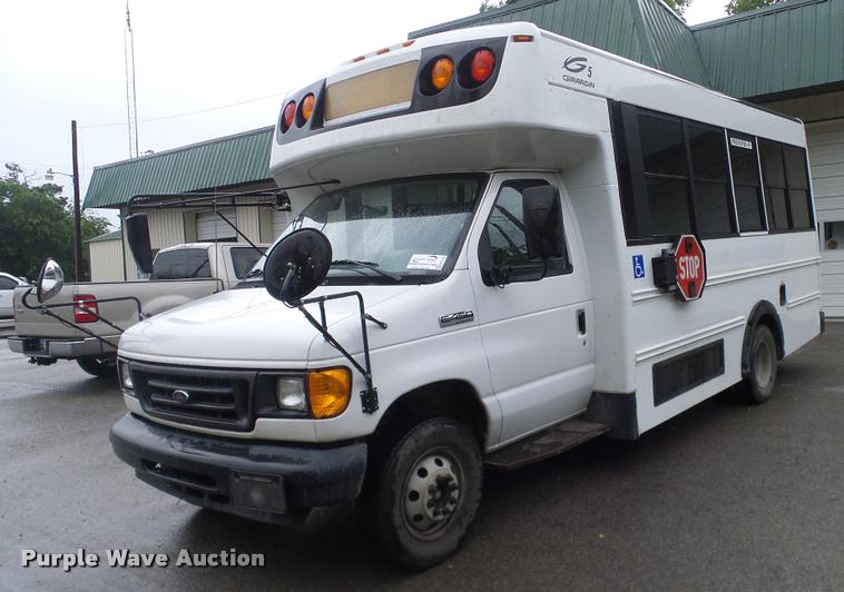 image for item DA6759 2006 Ford E450 school bus