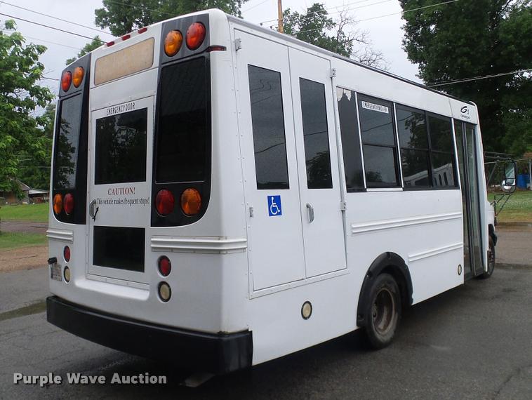 image for item DA6759 2006 Ford E450 school bus