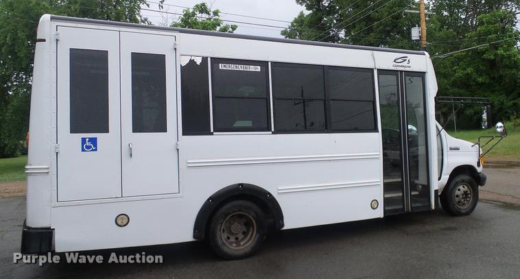 image for item DA6759 2006 Ford E450 school bus