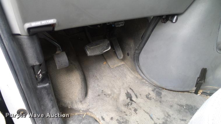 image for item DA6759 2006 Ford E450 school bus