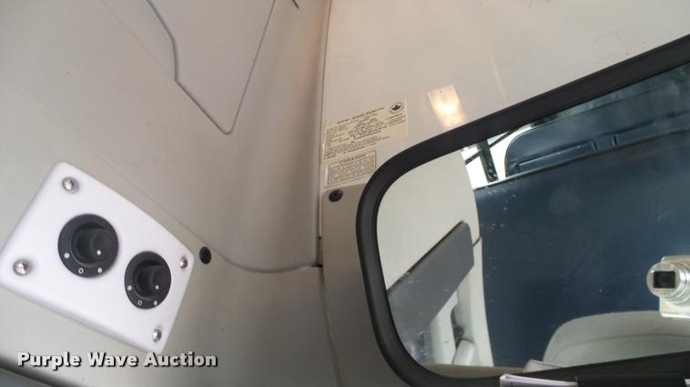 image for item DA6759 2006 Ford E450 school bus