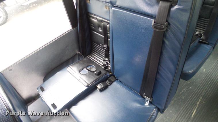 image for item DA6759 2006 Ford E450 school bus