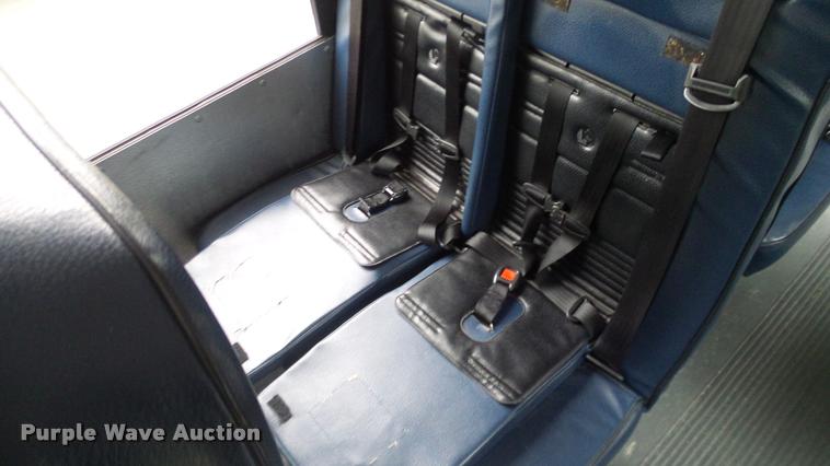 image for item DA6759 2006 Ford E450 school bus