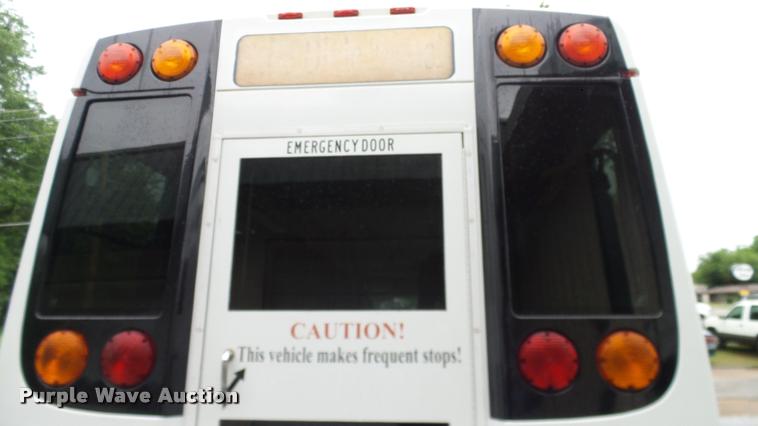 image for item DA6759 2006 Ford E450 school bus